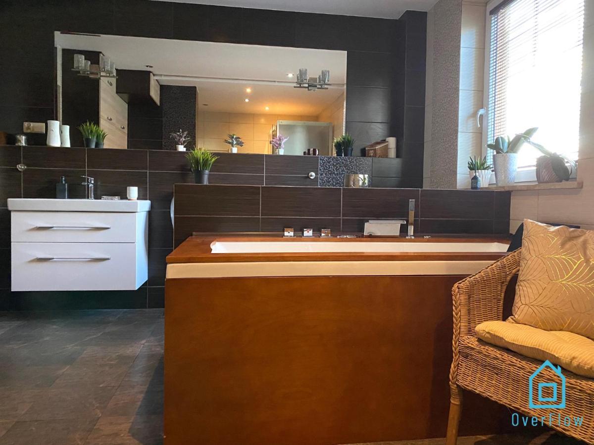 Lux Apartment - Lakefront Apartment In Kamien With Sauna & Hot Tub Only 30 Minutes From Gdansk And Gdynia Extérieur photo