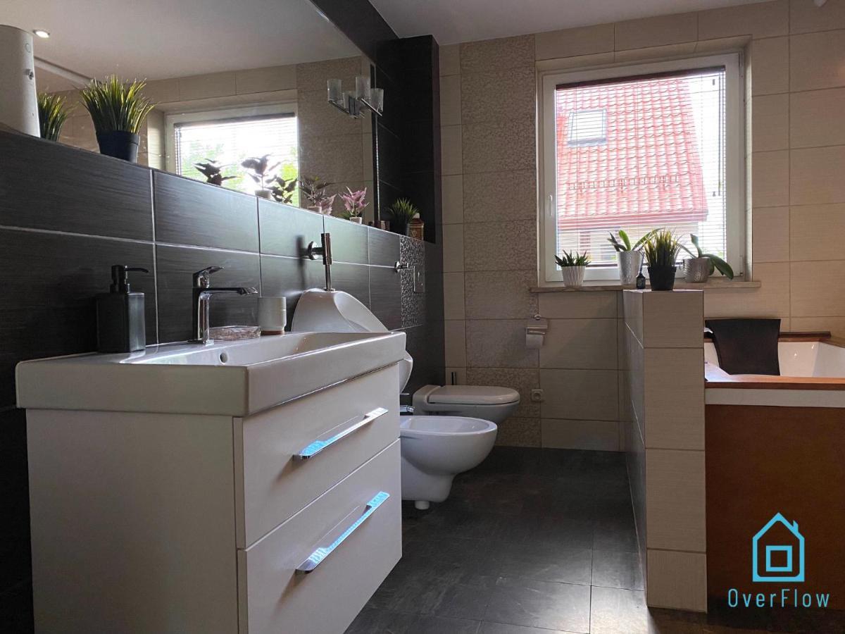 Lux Apartment - Lakefront Apartment In Kamien With Sauna & Hot Tub Only 30 Minutes From Gdansk And Gdynia Extérieur photo